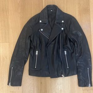 TOPSHOP genuine leather jacket. Size US4
